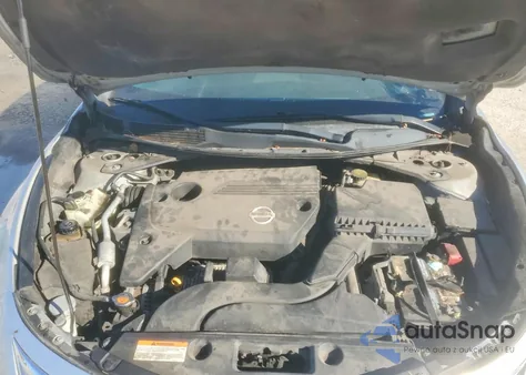 2015 Nissan Altima 2.5 z USA, uszkodzony, nr VIN 1N4AL3AP1FC454487